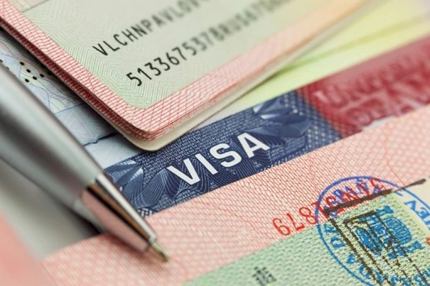 تفاوت ویزا و پاسپورت چیست